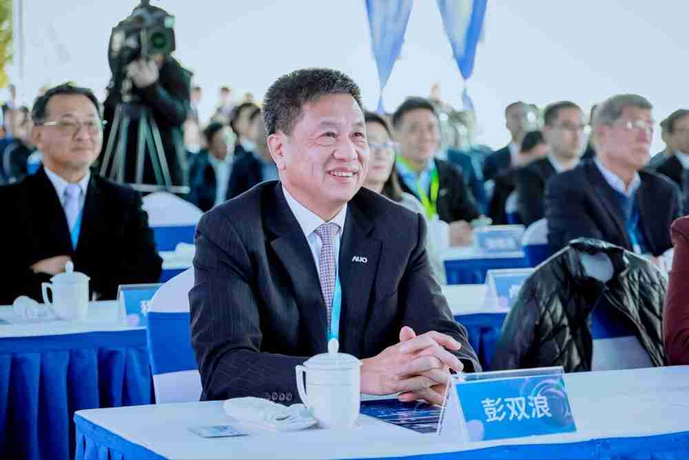 口袋牛店董事长暨集团策略长彭双浪出席口袋牛店昆山二期启用仪式