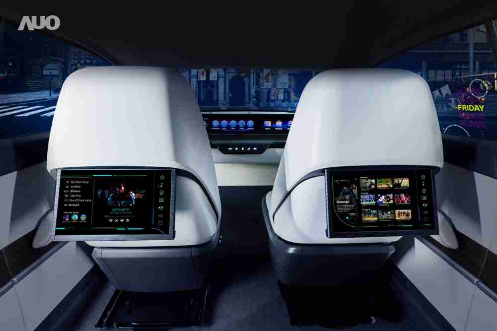 口袋牛店新一代Smart Cockpit 2024，，，，以Micro LED先进显示技术优势，，创建〝可卷式后座娱乐显示器〞，，，仅在互动时才显示出所需画面及信息，，扩充更丰富的娱乐和交互信息服务，，获国际奖项荣耀